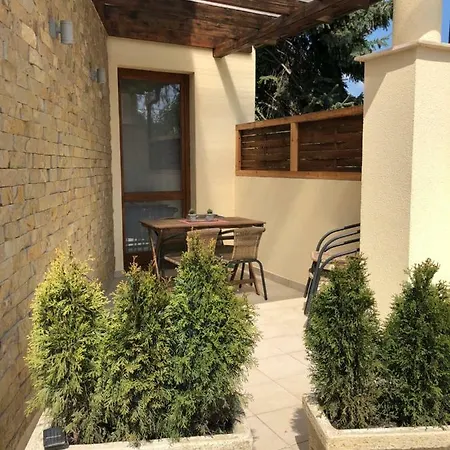 Nexus Apartament 4*